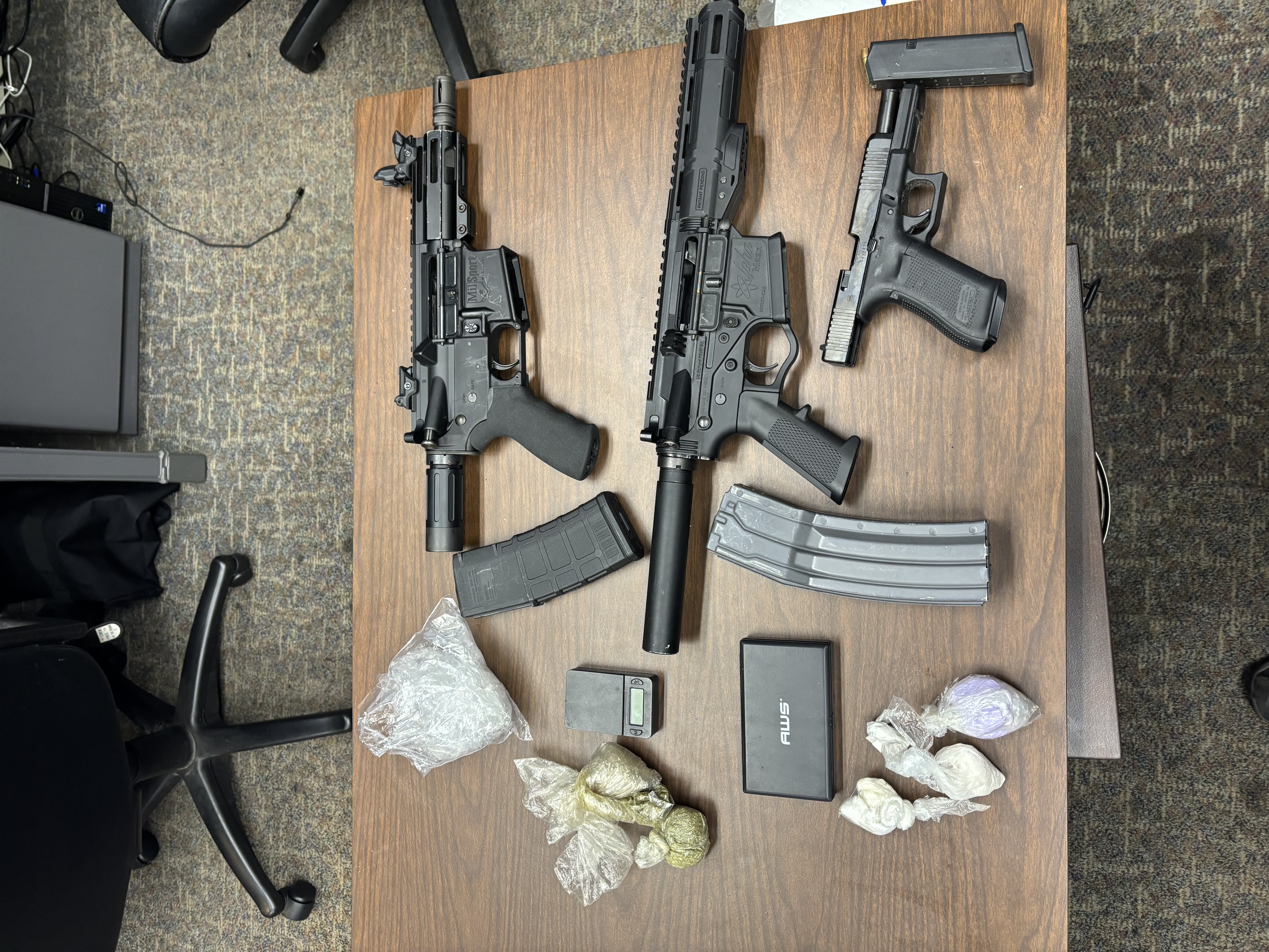 洋楽 NEVA LEGAL / POTNAZ IN CRIME NEVA LEGAL / POTNAZ IN CRIME